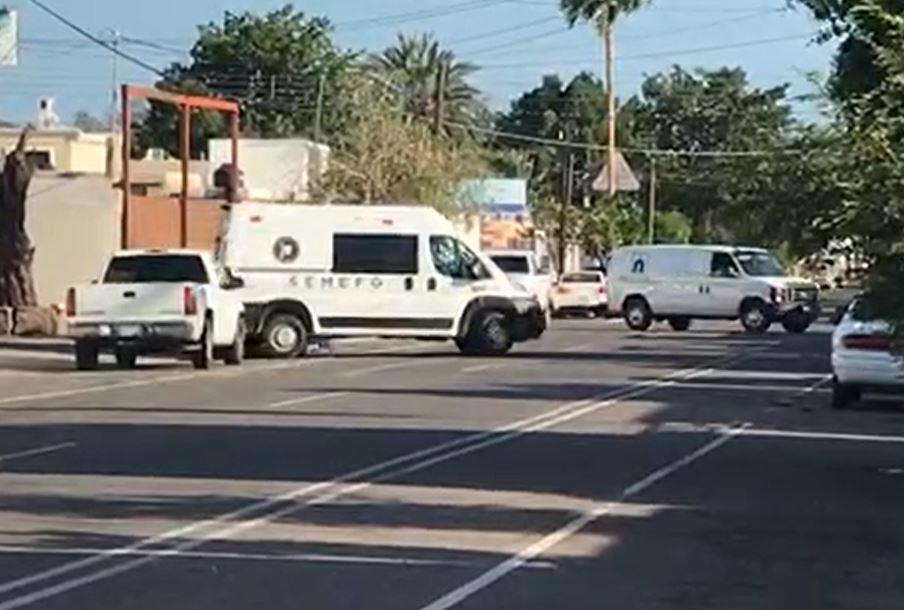 VIDEO - Localizan sin vida a hombre en el interior de un carro en colonia San Benito