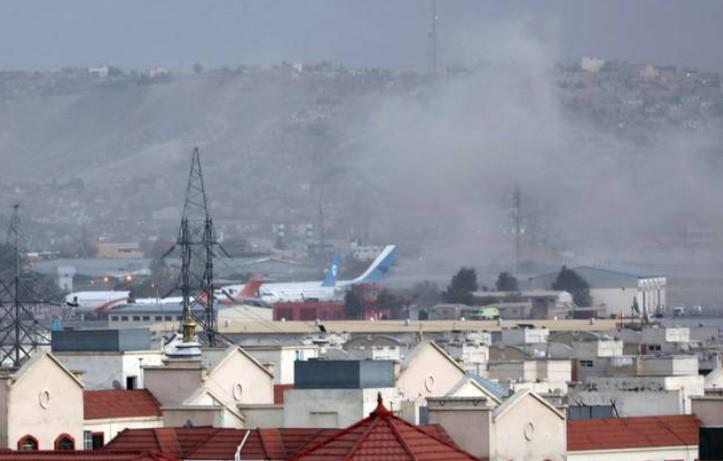 Al menos 13 muertos tras ataque cerca de aeropuerto de Kabul