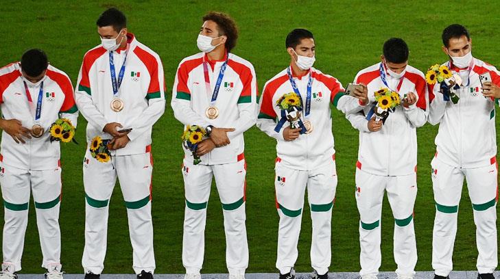 Selección Mexicana de futbol recibe su medalla de bronce
