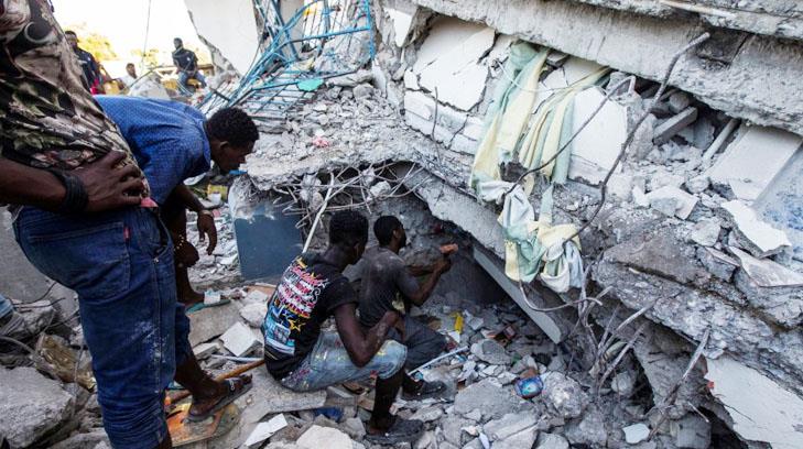 Sube a más de 700 la cifra de muertos por terremoto en Haití