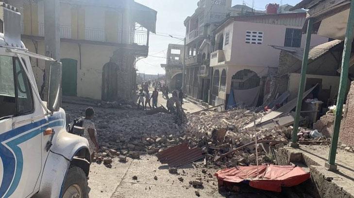Confirman más de 200 muertos por trágico terremoto en Haití