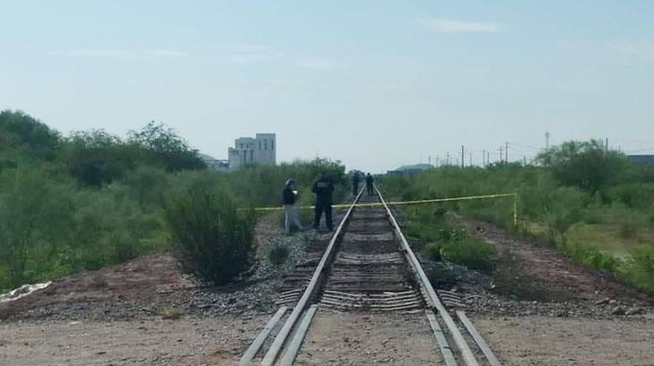 Localizan los restos esparcidos de mujer arrollada por el tren al sur de Obregón