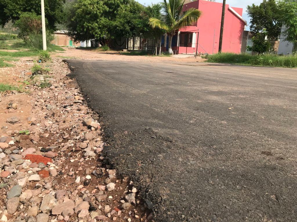 Denuncian cochinero de obra en Guaymas: no duró ni un mes el pavimento