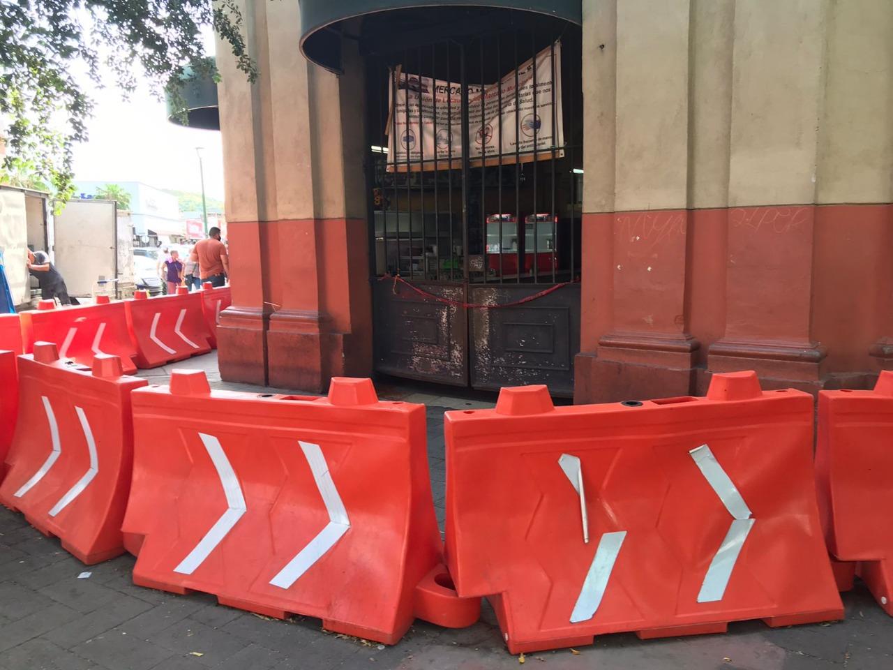 A las autoridades no les importa, tienen su sueldo: abandonan a su suerte al Mercado Municipal