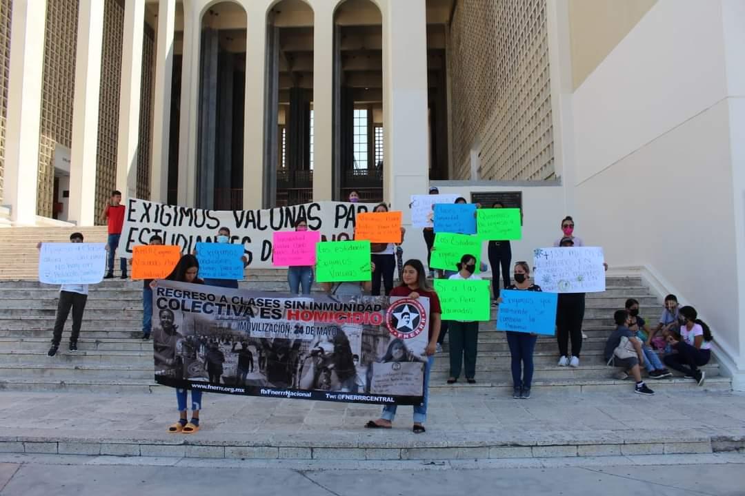 Ellos son quienes quieren que volvamos, pero no hay condiciones y tampoco estamos vacunados: Estudiantes