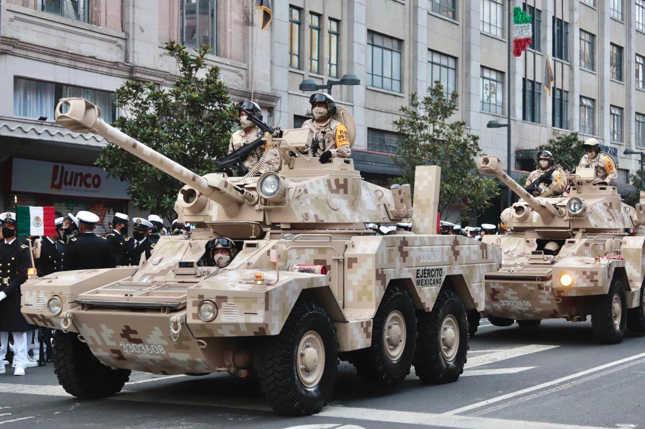 En vivo - Arranca el desfile Cívico Militar
