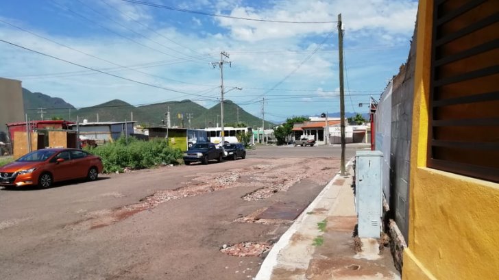 La calle que daña los carros de los guaymenses
