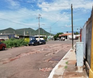 La calle que daña los carros de los guaymenses