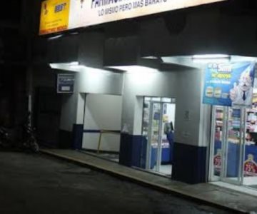 Grandes cadenas aplastan farmacias locales en Hermosillo