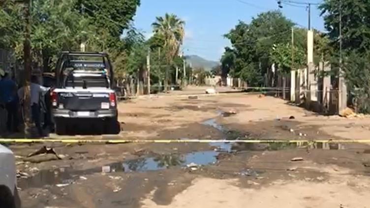 Encuentran 6 cuerpos calcinados en camioneta abandonada en Guanajuato