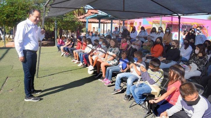 Arranca programa Con Clases en tu Colonia Creces