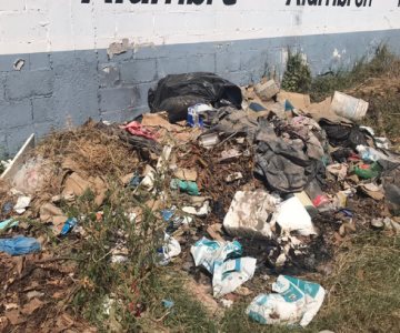 Así viven los vecinos de Navojoa con más de un mes de basura acumulada