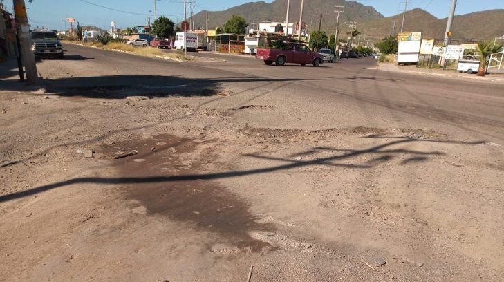 Reportan calle en malas condiciones al norte de Guaymas; ha causado accidentes