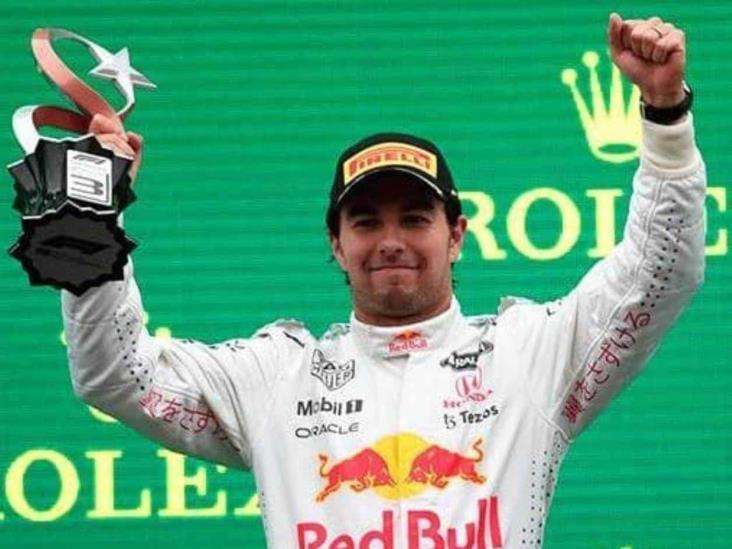 Me debes unos tequilas: Checo Pérez a Verstappen tras vencer a Hamilton