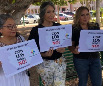 No queremos niños violentados, los queremos felices: Cajemenses se manifiestan en Palacio Municipal