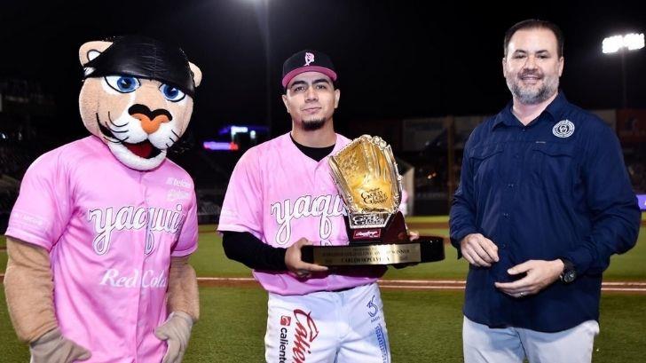 Entregan el Guante de Oro al infielder Carlos Sepúlveda