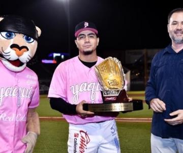 Entregan el Guante de Oro al infielder Carlos Sepúlveda