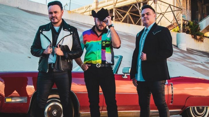 Gerardo Ortiz y Río Roma estrenan canción Por ella tomó