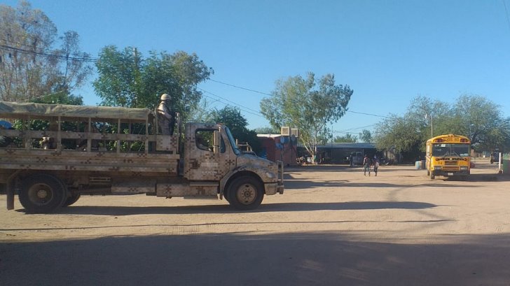 Tras persecución, detiene a seis hombres armados en el Valle de Guaymas