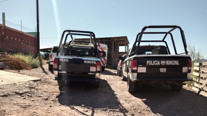 Encuentran cuerpo colgado y desnudo en una casa abandonada de Guaymas