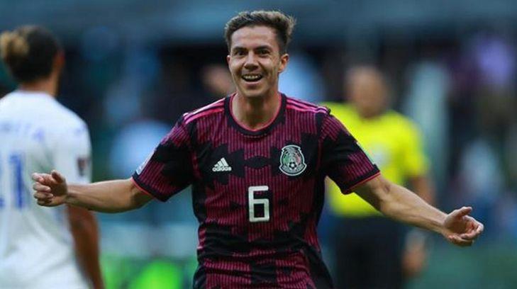 México aplasta a Honduras y es líder de la Concacaf