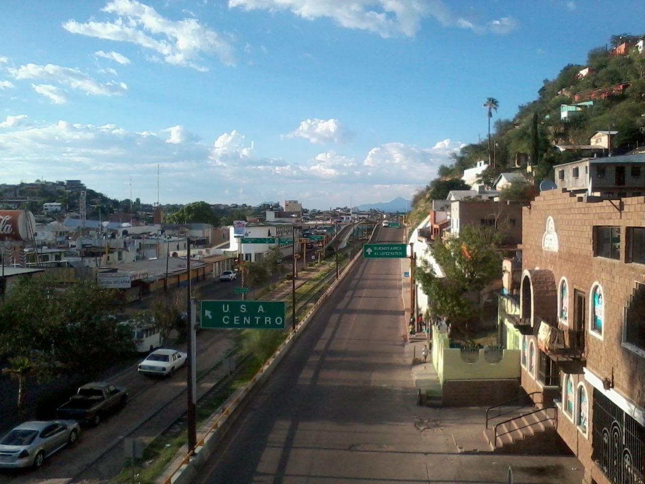 Pavimentarán la avenida Ruiz Cortines de Nogales