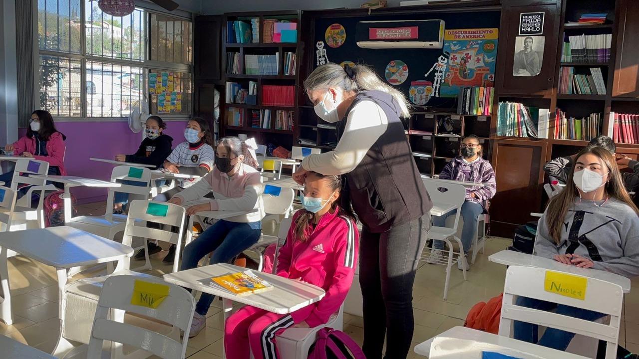 Así se mantienen libres de contagios en la primaria Ignacio Covarrubias en Nogales