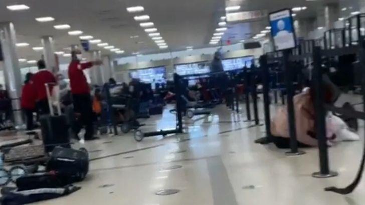 Pánico en el aeropuerto de Atlanta por disparo accidental