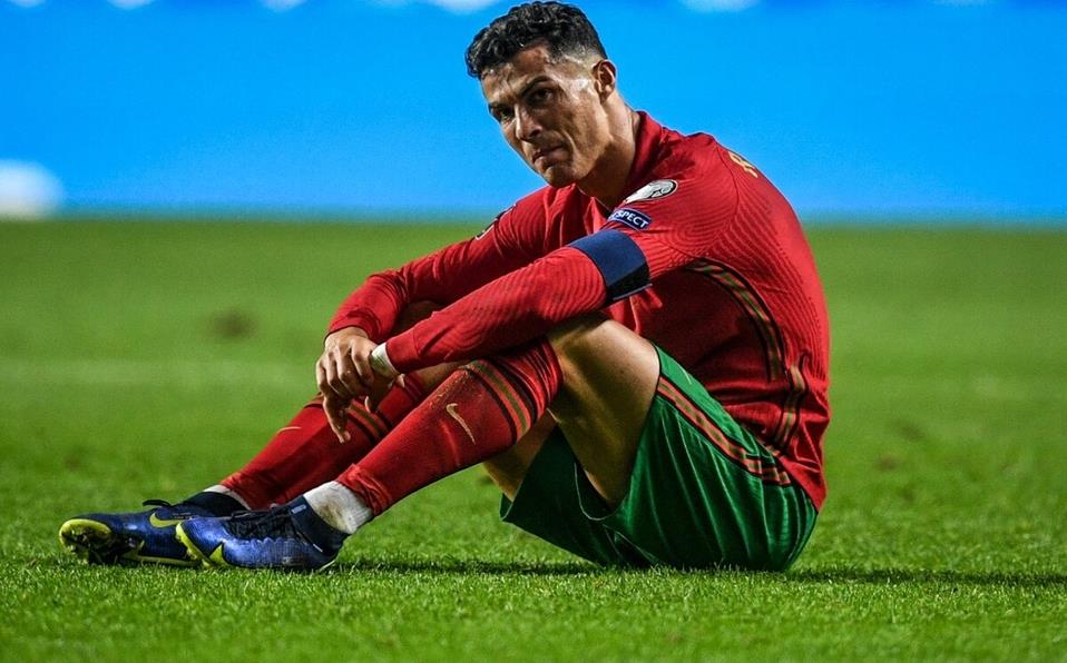 Cristiano Ronaldo se rompe tras perder el boleto directo a Qatar