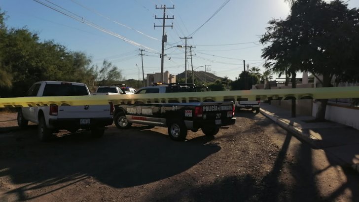 Camioneta arroja dos cuerpos embolsados en calles de Guaymas