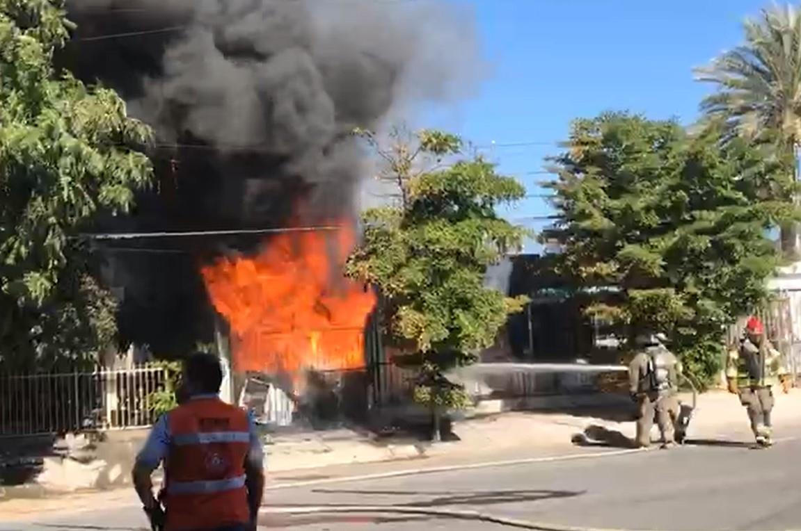 VIDEO - Otro gran incendio de llantas, ahora en el Choyal