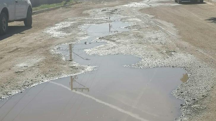 Es una laguna en medio de la calles Leandro P. Gaxiola