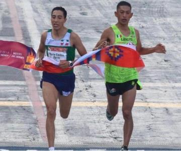 AMLO felicita a ganadores del Maratón de la Ciudad de México 2021