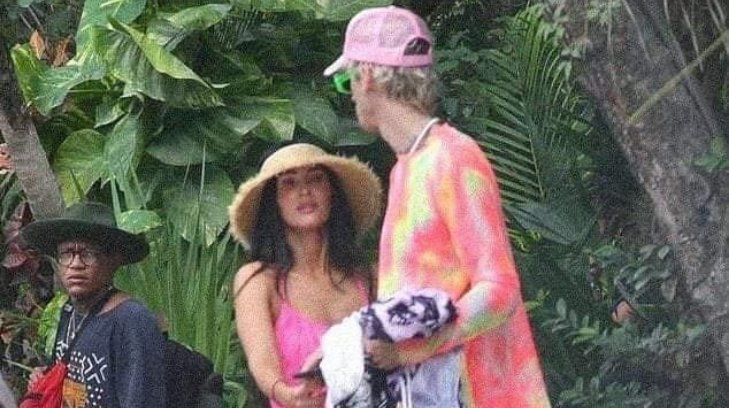 ¡No se resisten a México! Megan Fox y Machine Gun Kelly fueron captados en Tulum