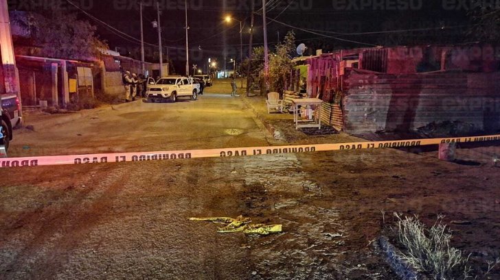 VIDEO | Ejecutan a un hombre frente a su casa en Empalme mientras trabajaba