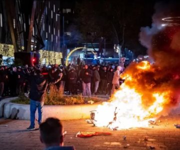 Video | Desatan protestas violentas en los Países Bajos en contra de restricciones por Covid-19