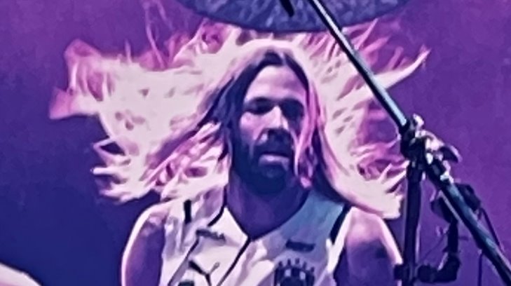 Sí, Taylor Hawkins sí tiene un jersey de los Rayados de Monterrey (VIDEO)