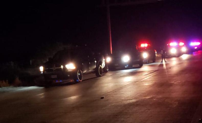 Arrojan cuerpo sin vida de un hombre en tramo carretero Guaymas-Hermosillo
