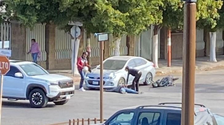 Vehículo impacta a motociclista y se da a la fuga en Navojoa