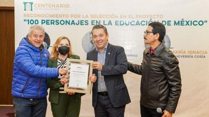 Reconocen trayectoria de tres docentes sonorenses