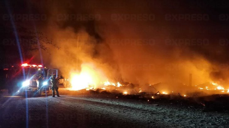Limpieza de basura se convierte en un fuerte incendio en Navojoa