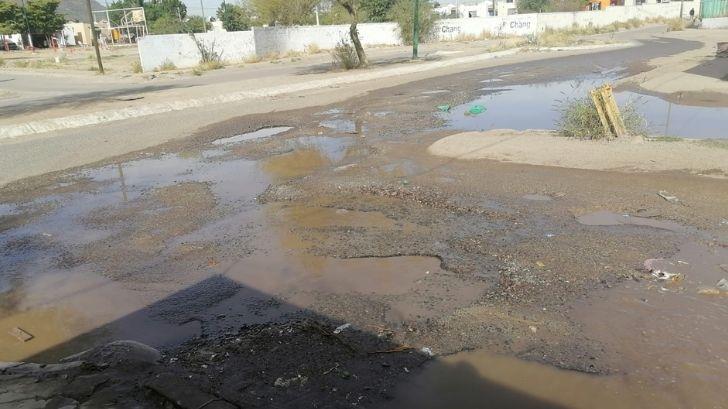 Fuga se convierte en laguna en la colonia Real del Valle