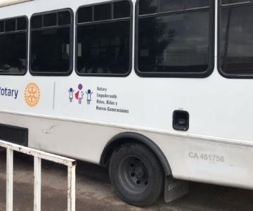 Club Rotarios de Navojoa entrega transporte especial para personas con discapacidad