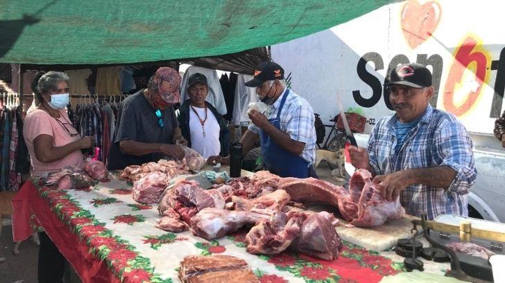 Tiangueros de Guaymas se surten al doble previo a celebraciones de Año Nuevo