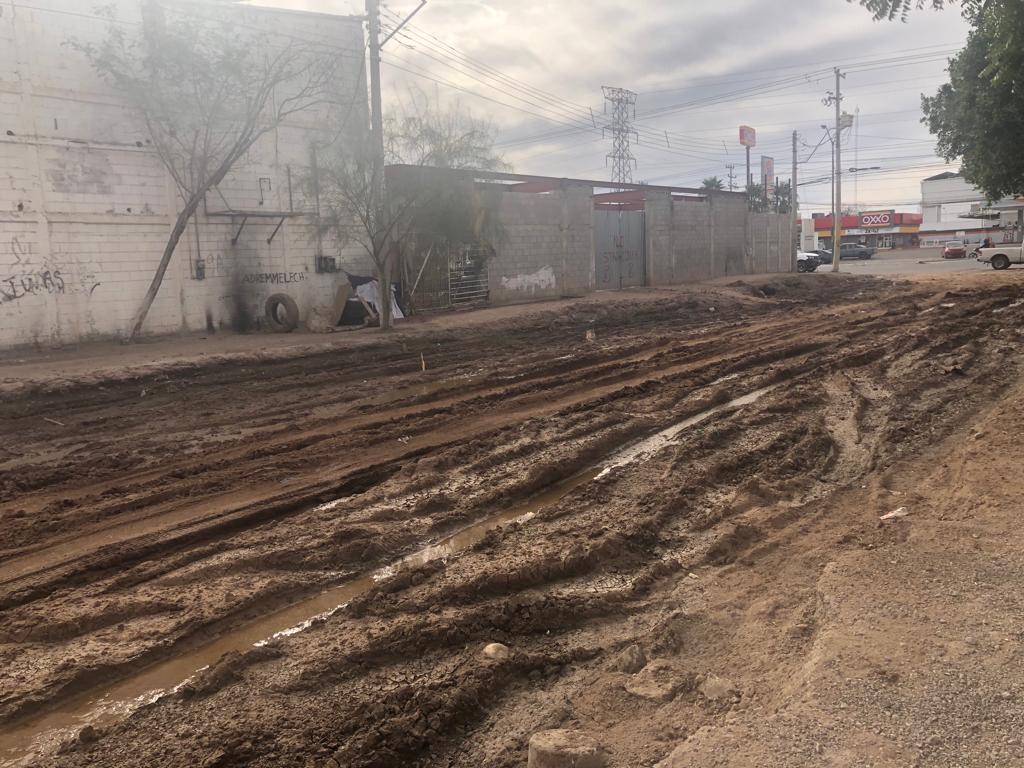 Tras meses de arreglos la calle Magnolia se ha convertido en un dolor de cabeza para sus habitantes