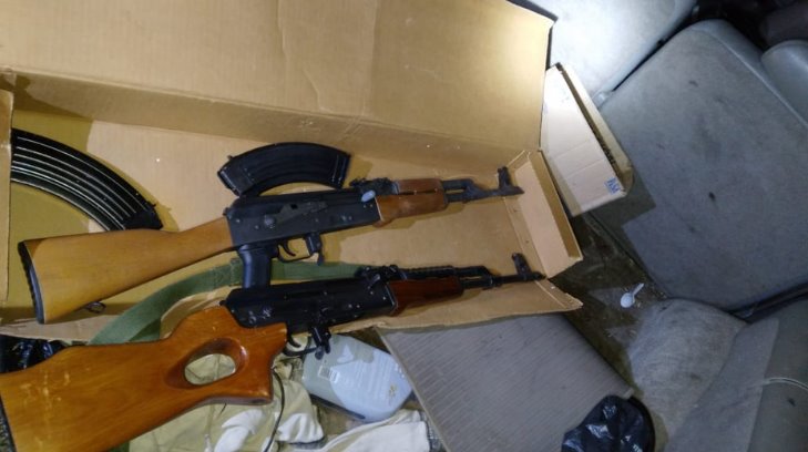 Autoridades encuentran por casualidad dos armas largas y más de 3 mil cartuchos en Nogales