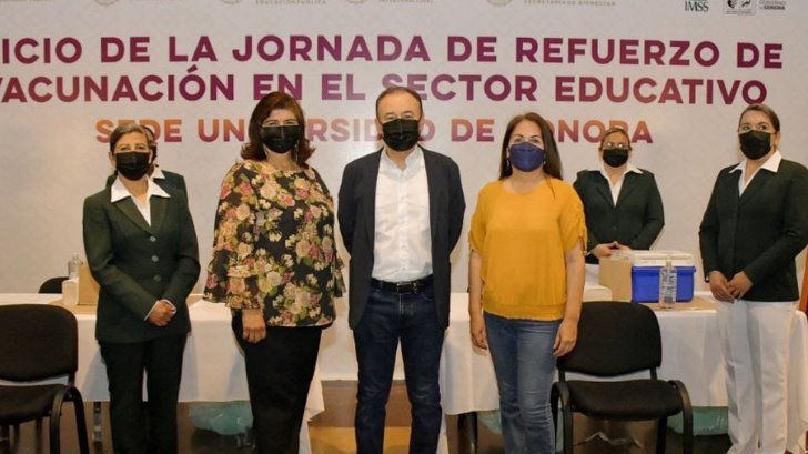 Inicia jornada de vacunación de refuerzo para maestros en Sonora