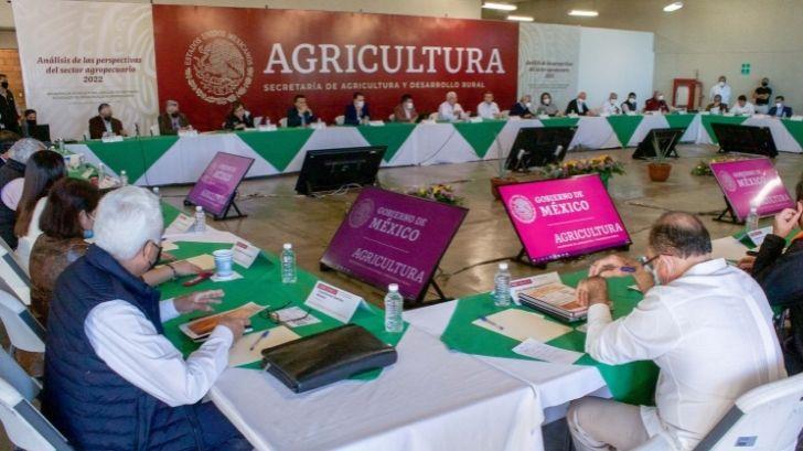 Sostienen reunión de trabajo en Ciudad Obregón Sader y secretarios de Desarrollo Agropecuario