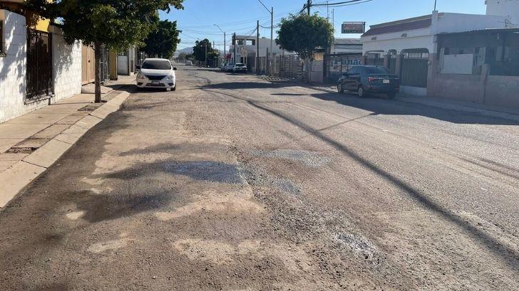 Reparan la calle Sóstenes Rocha... pero a medias, denuncian vecinos