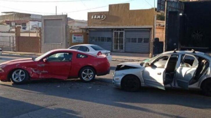 Joven herido tras tremendo choque en Guaymas